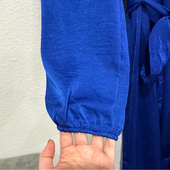 Lucky Brand Women’s Royal Blue V-Neck Long Sleeve Boho Silky Peasant Dress - Picture 5 of 10